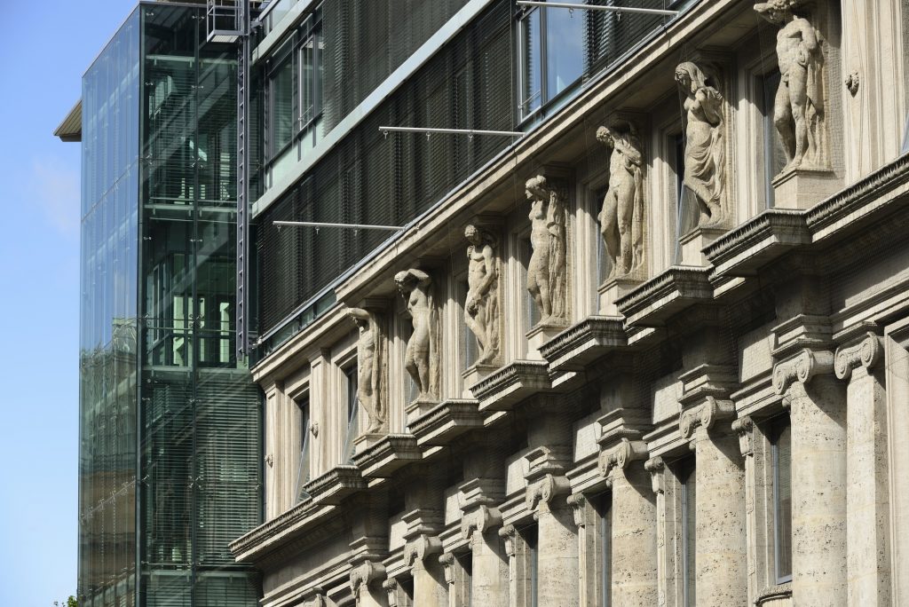 Sebastian Warnke on crypto assets at Boerse Stuttgart BSDEX CEO Sebastian Warnke zu digitalen Vermögenswerten bei der Börse Stuttgart